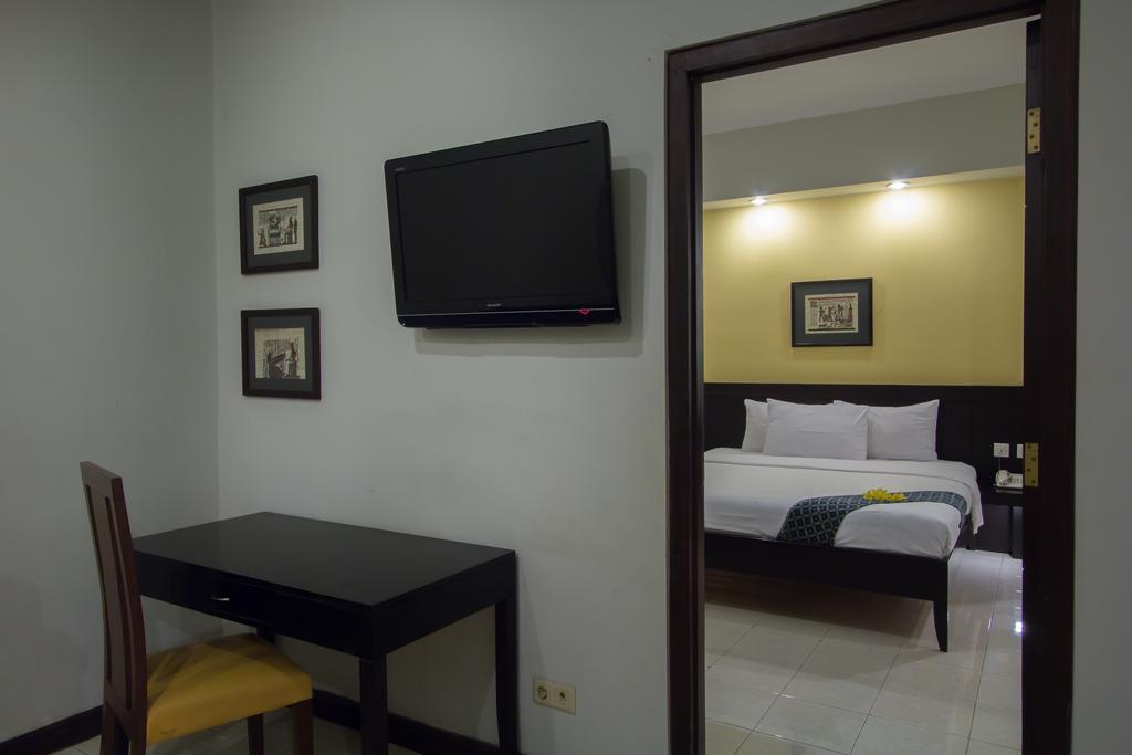 Hotel Quirin Семаранг Номер фото